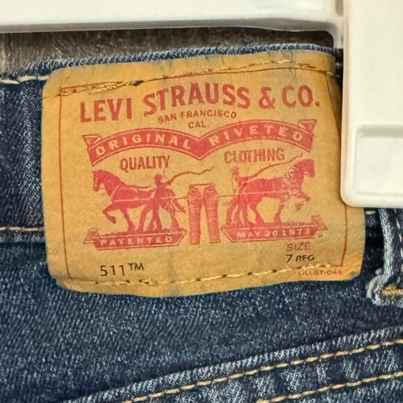 Boys Levi 511 Jeans, Size 7 - Picture 2 of 4